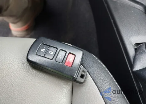 2018 Toyota Rav4 Limited из США, поврежденный, VIN JTMDFREV6JJ730726